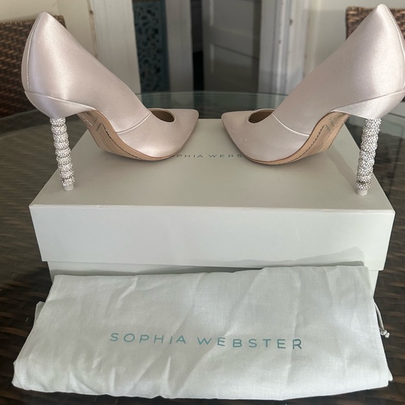 Sophia WebsterCoco Crystal Pump - Picture 5 of 16